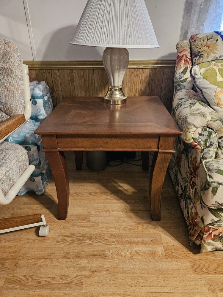 2 END TABLES & ONE COFFEE TABLE SET SOLID WOOD