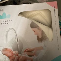 Blooming Flower Baby Bath 