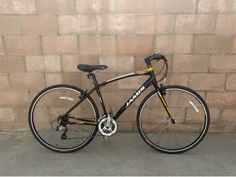 Jamis Allegro Hybrid Medium 17” bike