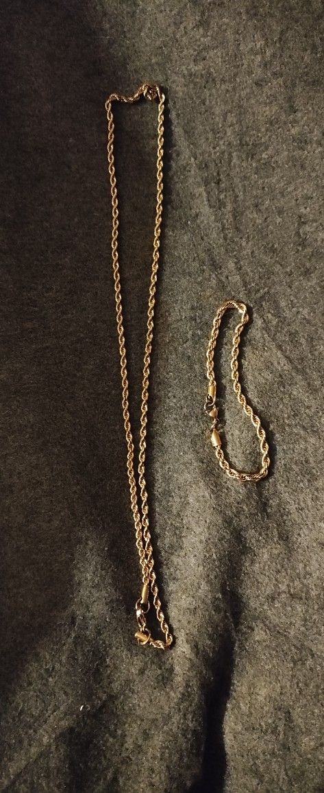 Rope Chain And Bracelet (Not Real)
