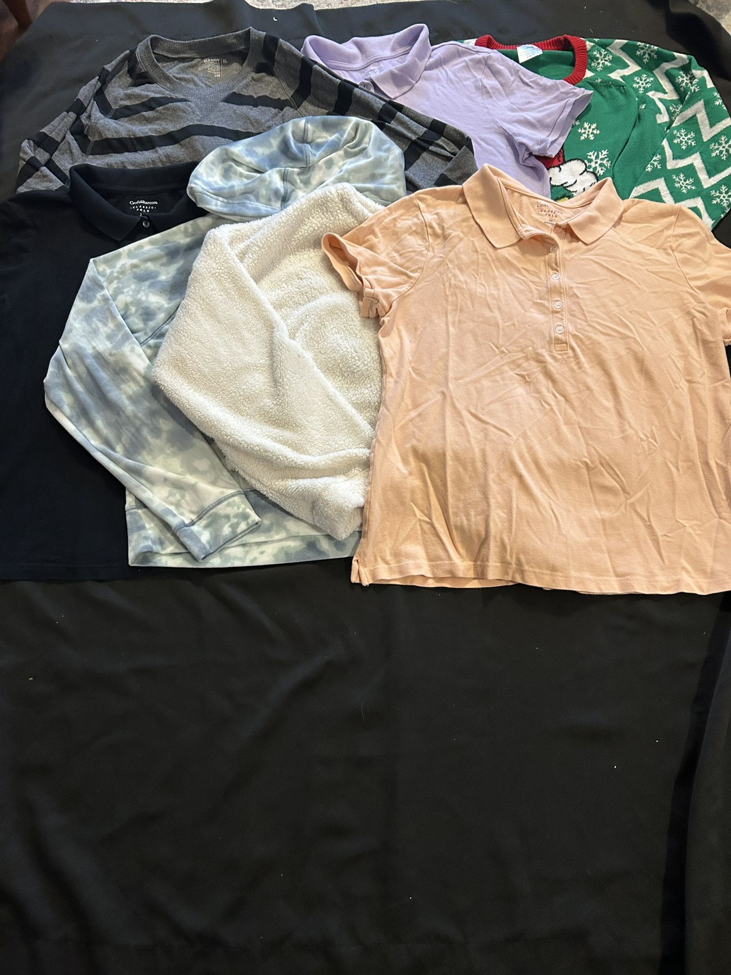Women’s XL Mixed 7pc Clothing Lot Polos Hoodie Sweaters L/S Tee Too include: Old Navy l/s tee 3 Croft & Barrow polos SO hoodie SHEIN plush pull ove