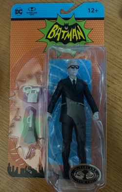 McFarlane Classic TV Series Alfred Pennyworth - PLATINUM EDITION