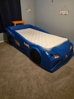 Twin size car bed