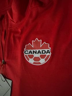 New Nike zip up Canada soccer men’s medium