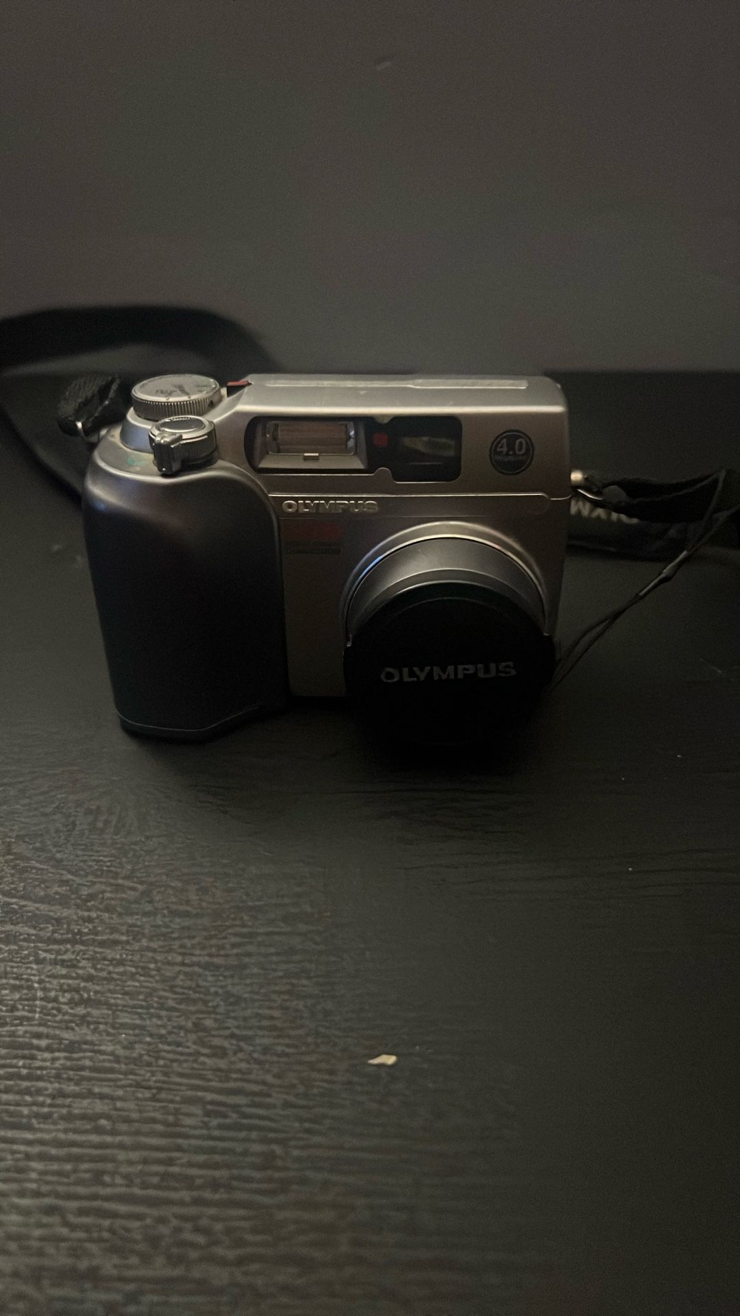 Olympus Camedia C-4000 Zoom