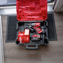 Milwaukee Hammer Drill Kit 