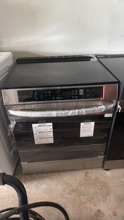 Samsung electric stove $750 Lg electric stove $799 Amana gas stove $375
