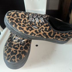 Girls Vans Size 4.0