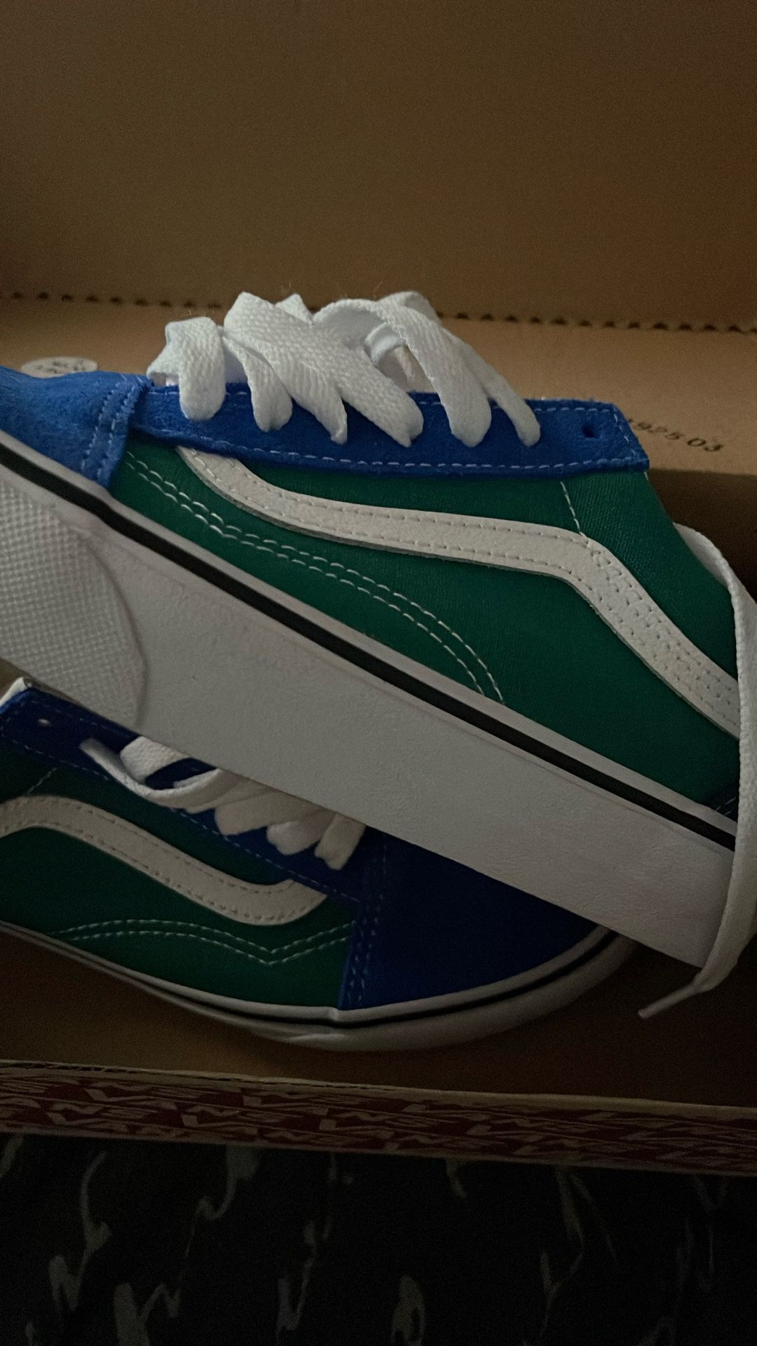 Brand New Vans 5.5 Women 7 Youth