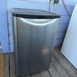 Mini Refrigerator