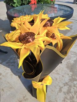 Ribbon flowers