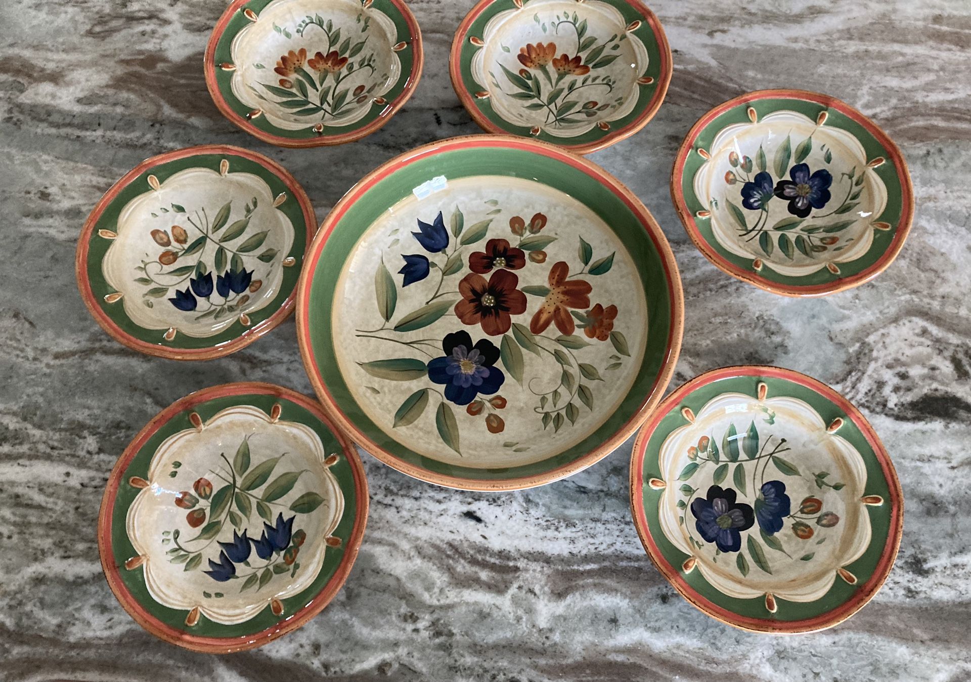 6 Bowls & 1 Serving Bowl