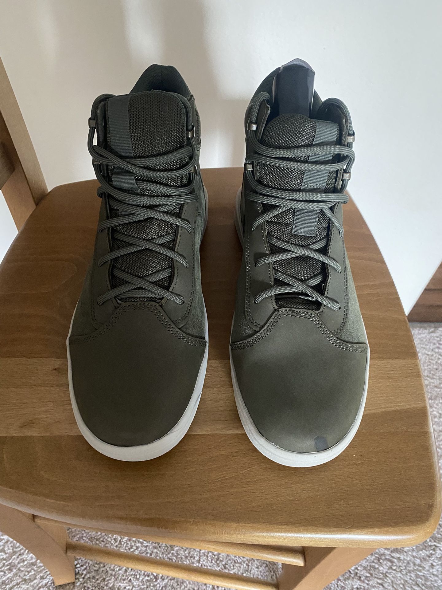 Timberland Sneaker Boots Size 12 Used Once Like New