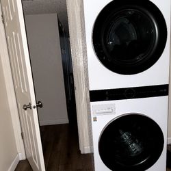 LG Washer And Dryer 