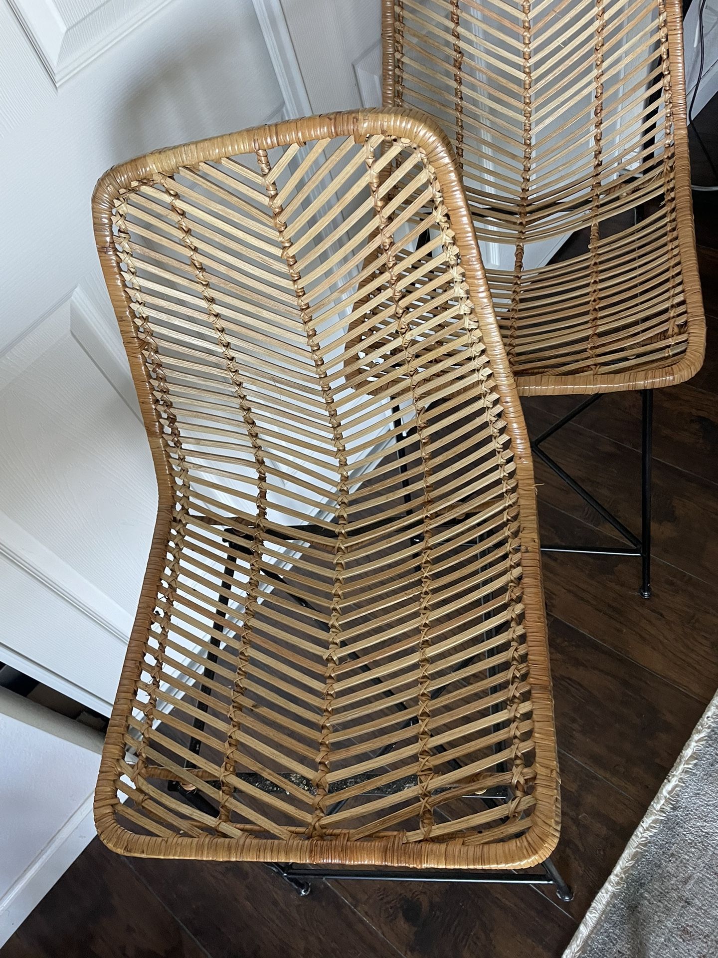 4 Bar Stools