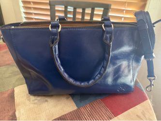Excellent condition authentic Patricia Nash navy blue leather satchel with removable crossbody strap.