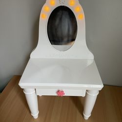 Light Up Vanity Desk For 18” Dolls 