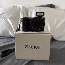 ZVE10 ii - 16-50mm Kit Lens- Used Great Condition