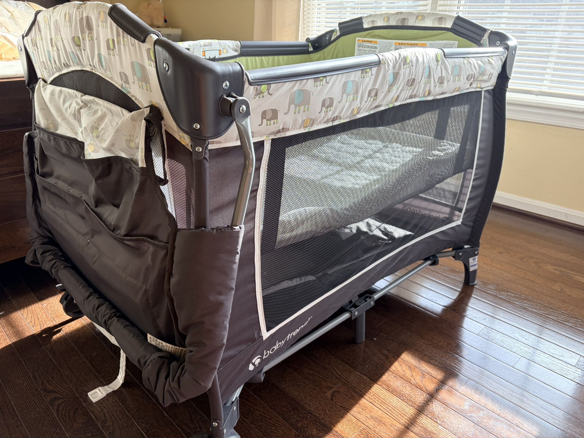 Baby Trend Playpen and Day Crib