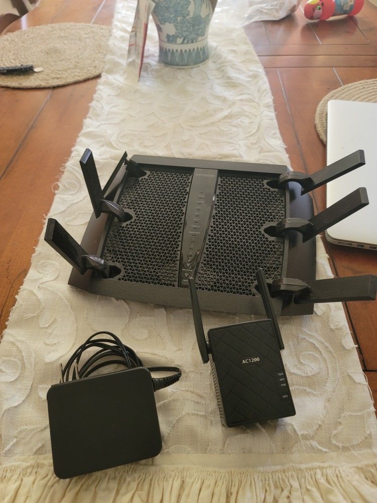 Netgear Nighthawk Gaming Wi-Fi And Wi-Fi Extender