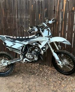 Kx85 2016 race bike