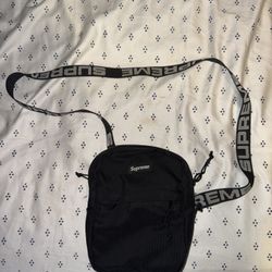 Supreme Shoulder Bag SS18