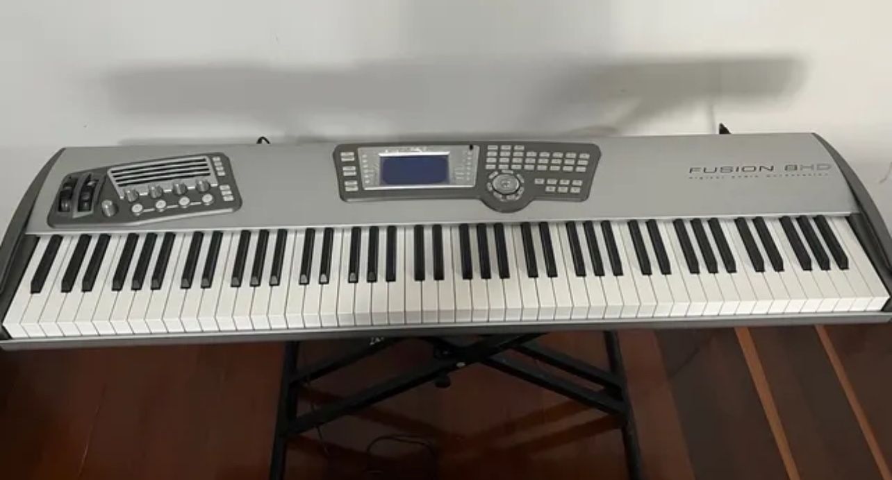 Alesis fusión 8HD Workstation Keyboard 