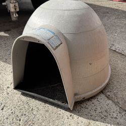 Dog Outdoor Igloo