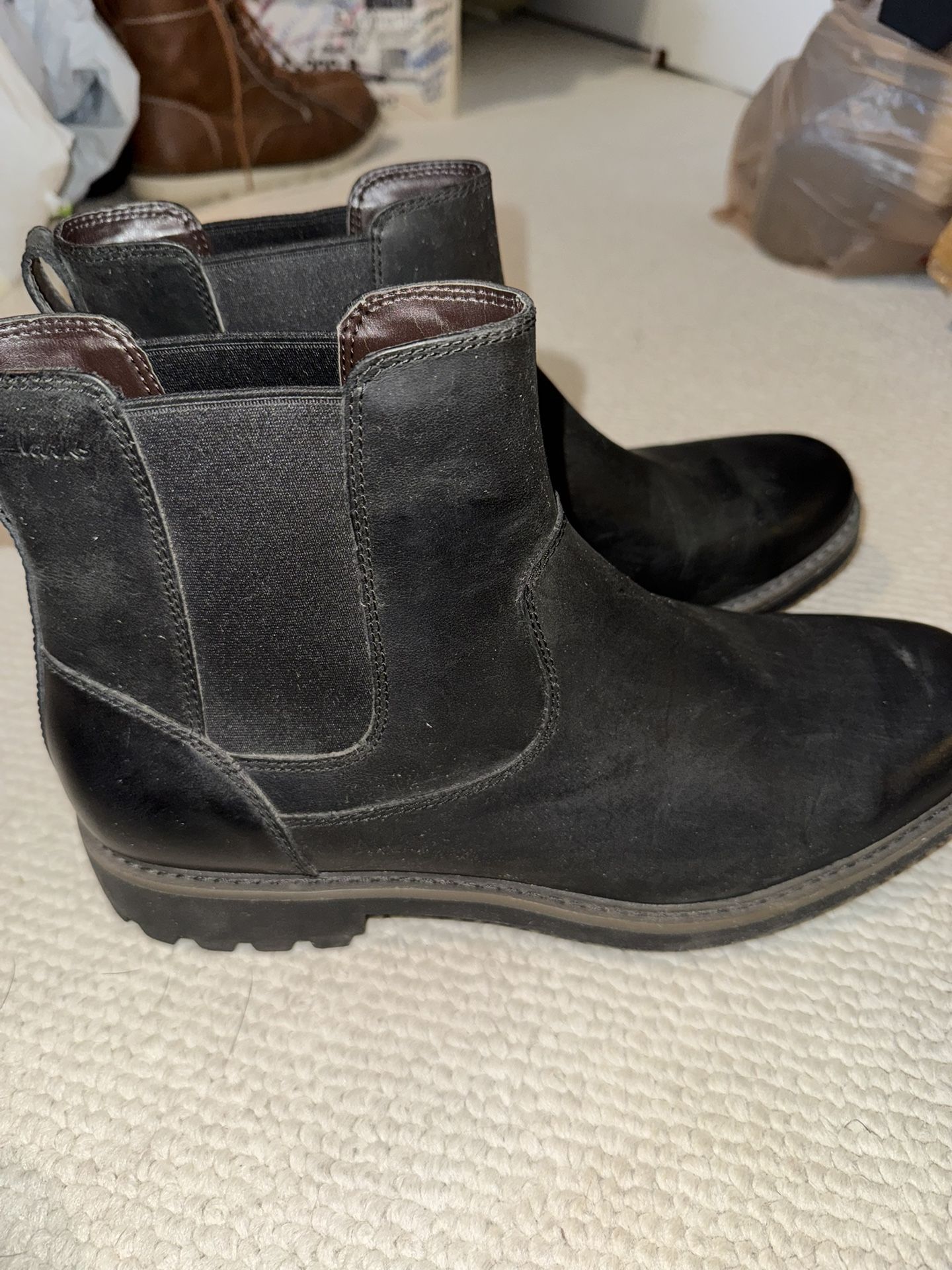 Clarks Men's Easy Black Leather Montacute Chelsea Boot