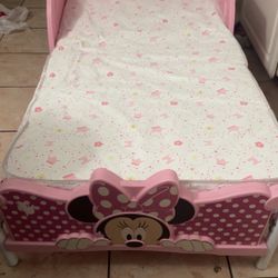 Minnie Mouse Toddler Bed