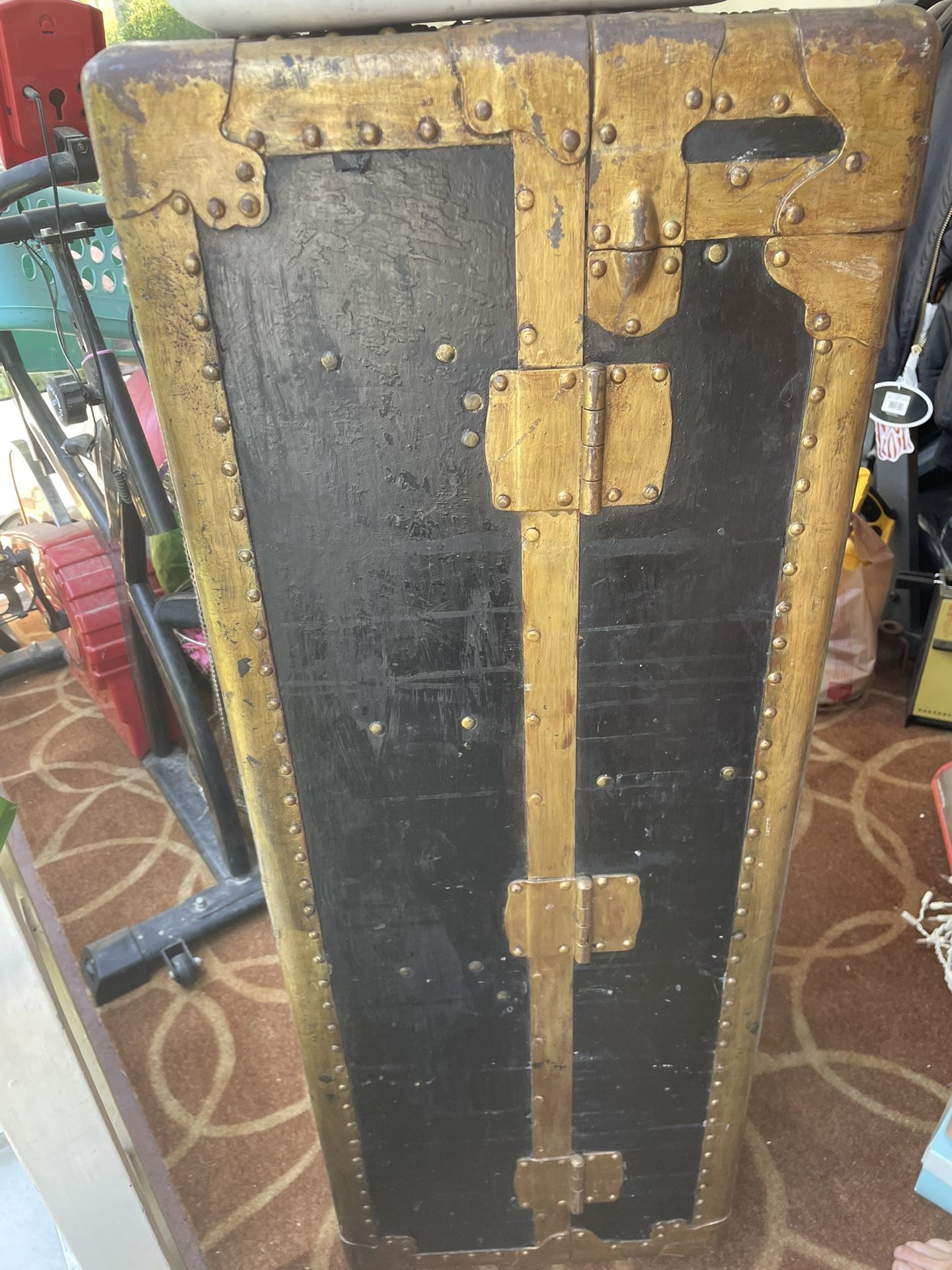 Vintage Winship Steamer Trunk