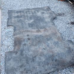 8ft Truck Mat Chevy/Ford $100/Bestoffer Or Trade 