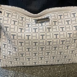 Tommy Hilfiger purse clutch carry bag