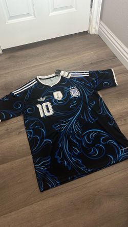 messi jersey argentina size medium