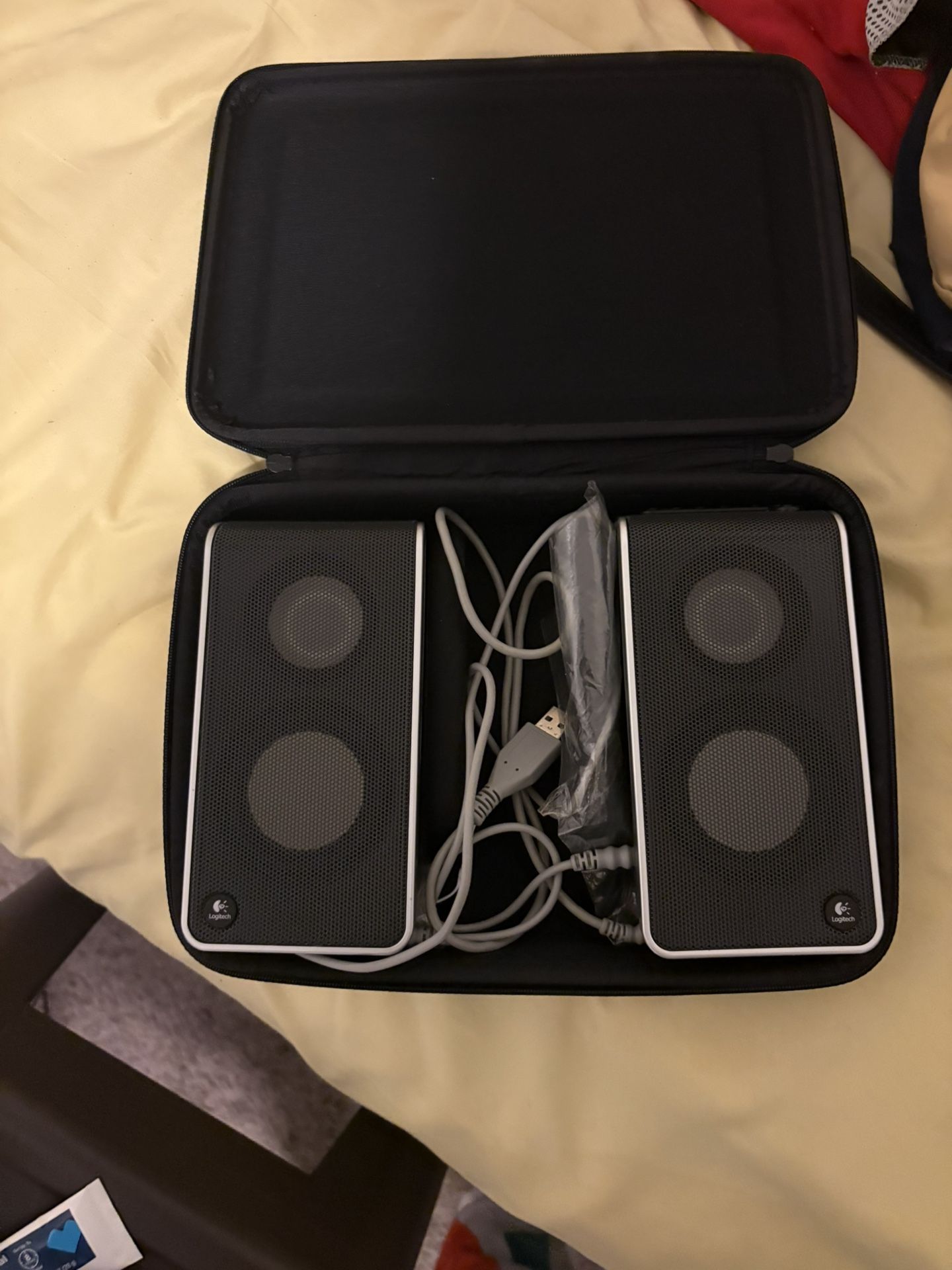 Logitech USB Speaker