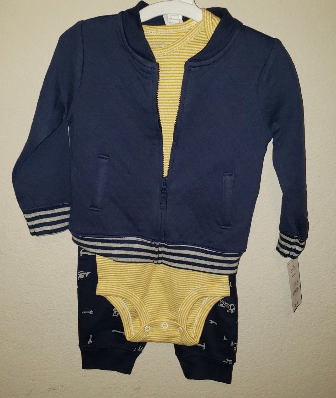 3 piece carters baby boy outfit 18 months