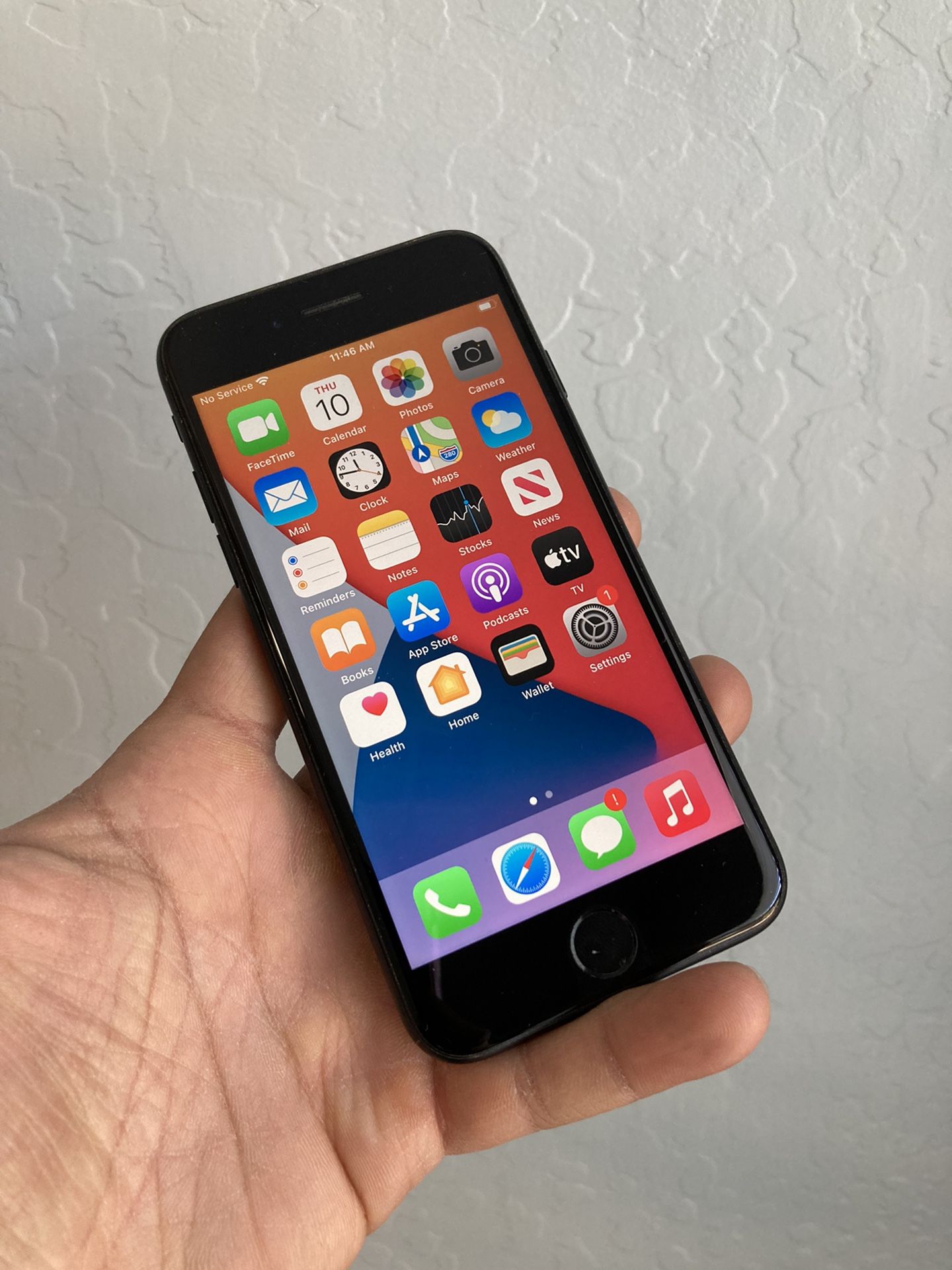 iPhone 7. Like New And Unlocked!