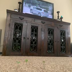 Buffet / Tv Stand