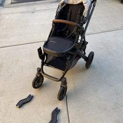 Uppababy Vista V2 Stroller / Car Seat - Travel System