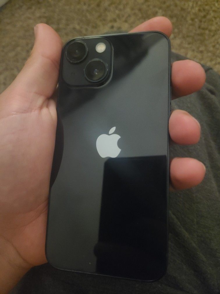 Apple iPhone 13 128GB Fully Unlocked