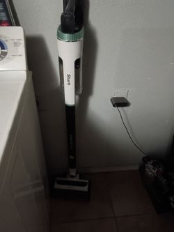 Shark clean force vacuum
