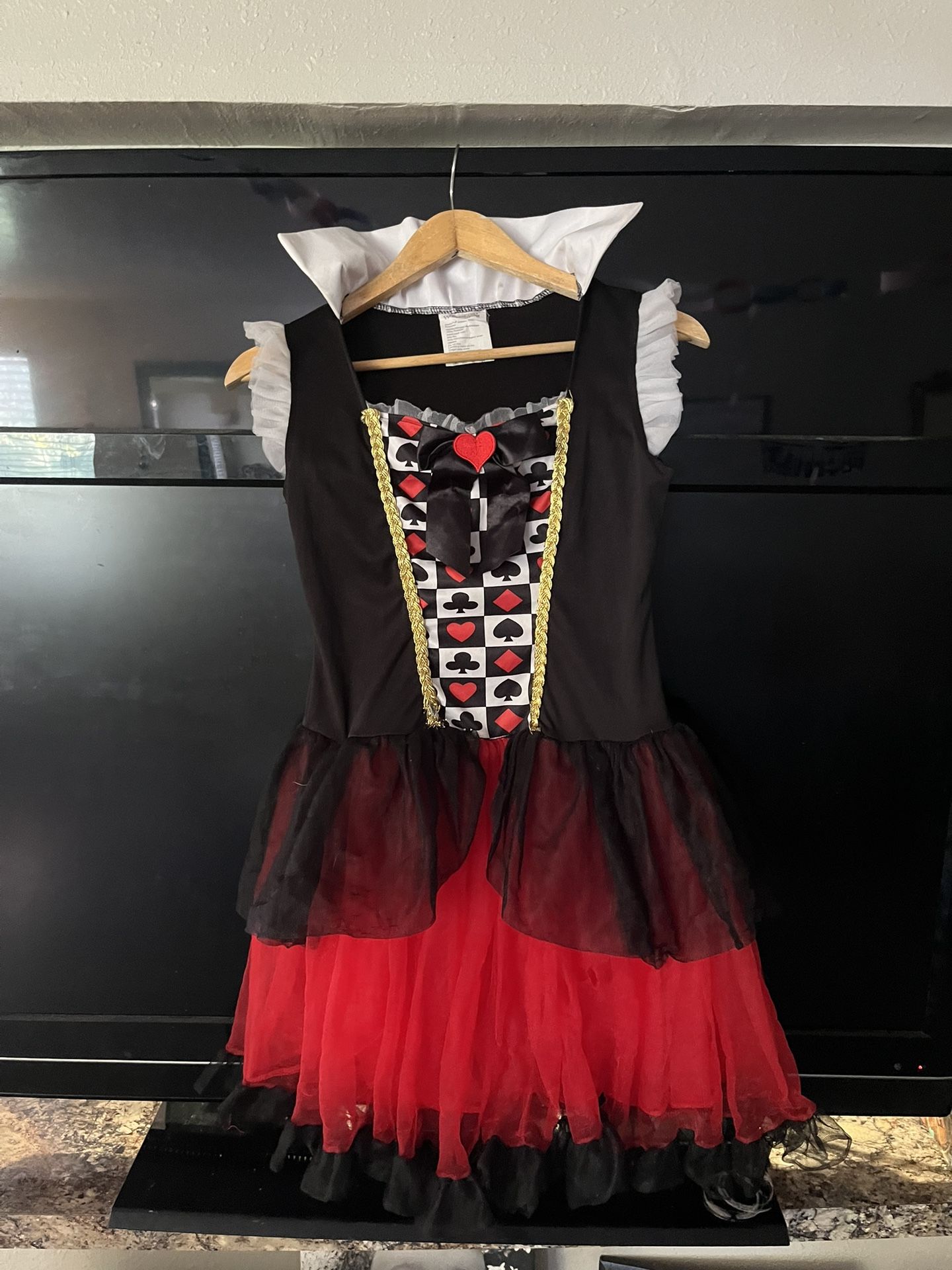 Queen Of Hearts Costume