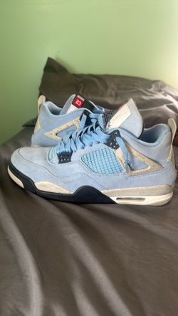 Jordan 4 University Blue