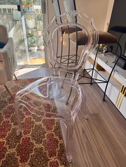 Ghost Dining Side Chair Clear Acrylic