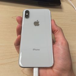 iPhone X 256GB AT&T/Cricket White Works Great! No Cracks No Chips! Clean Imei 