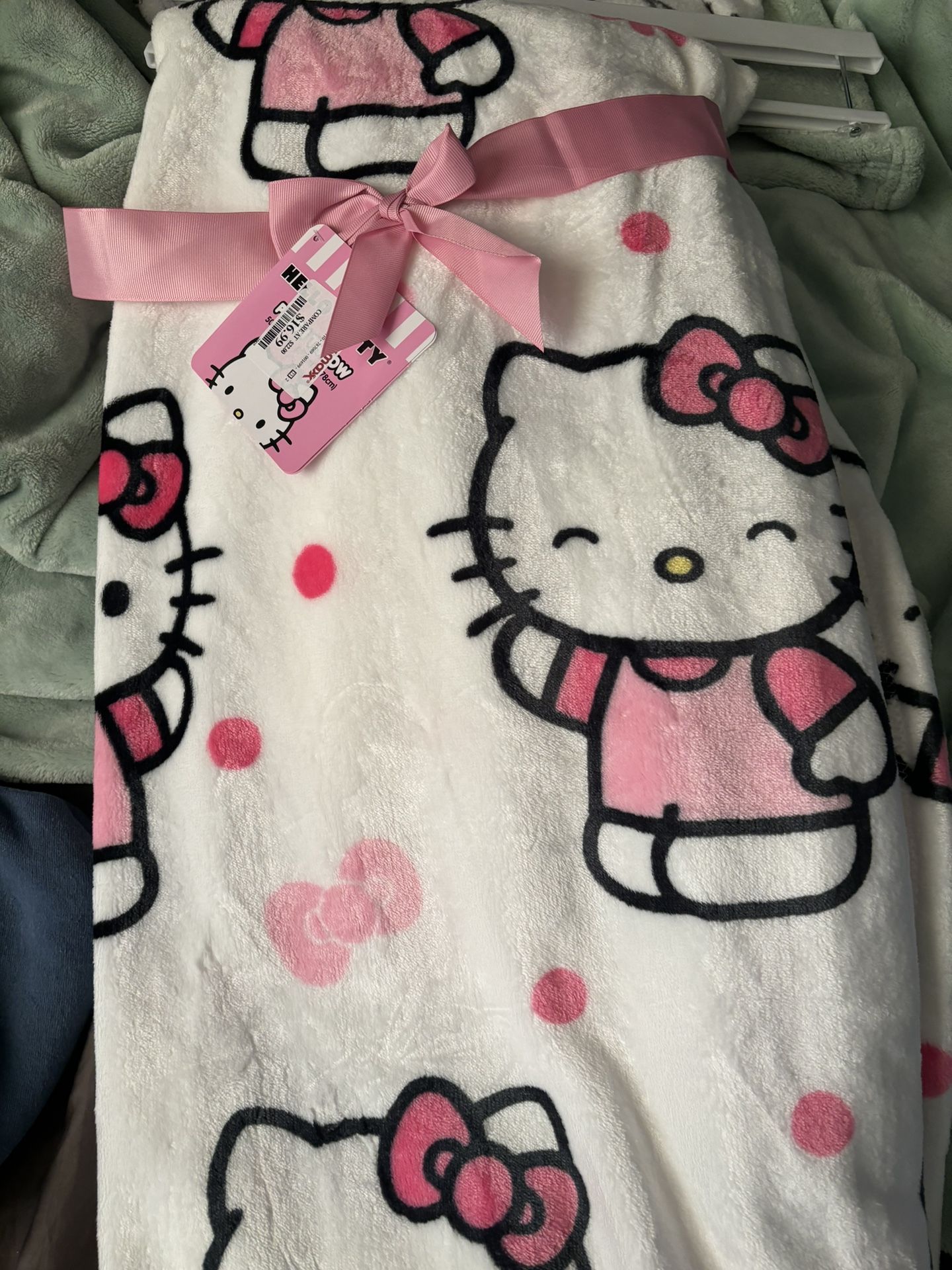 Hello Kitty Blanket