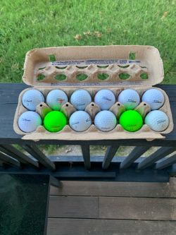 Titleist Recycled Golf Balls 12 Pack Mixed White & Green for Golf