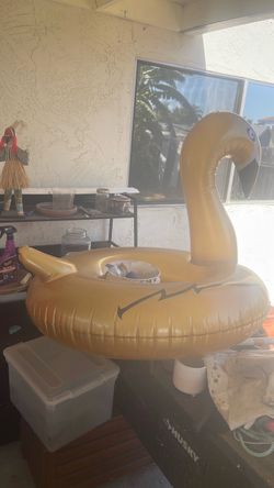 Giant golden goose inflatable pool floatie