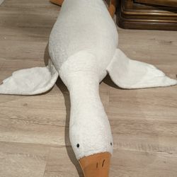 Huge Goose Plushie