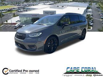 2025 Chrysler Pacifica
